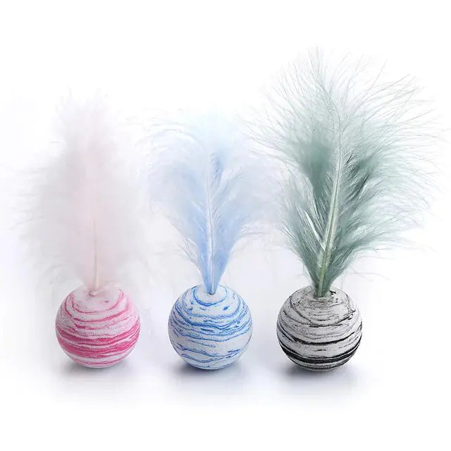 Jouet pour Chat Boule de Plumes Source Ultime de Joie --  Cat Toy Feather Ball